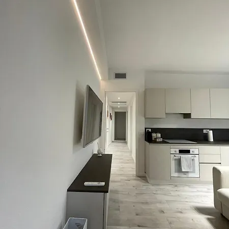 L'aldina - Intero 2 Ristrutturato A 2 Passi Dal Centro Lägenhet *