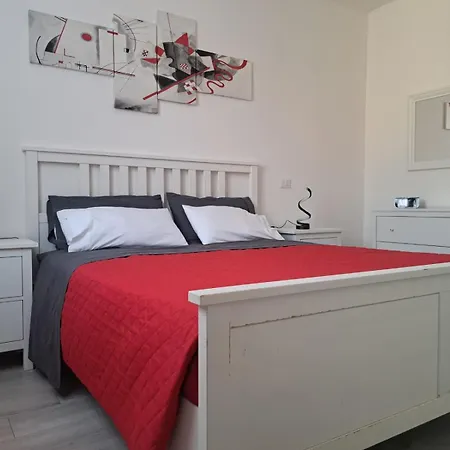 L'aldina - Intero 2 Ristrutturato A 2 Passi Dal Centro Lägenhet *